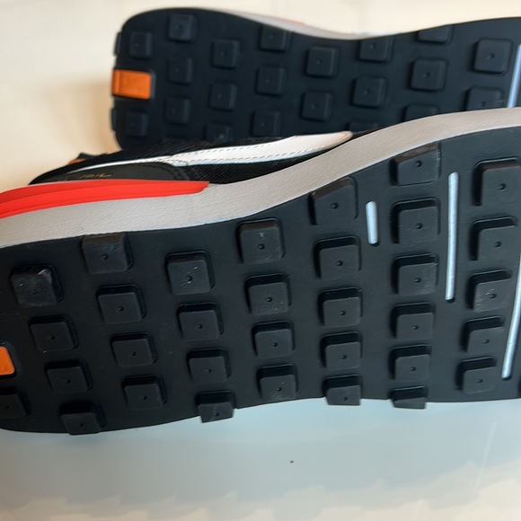 Nike Waffle 5 Borough Tour - Bright Crimson/Bright Spruce Size M 14 NEW - Picture 5 of 5